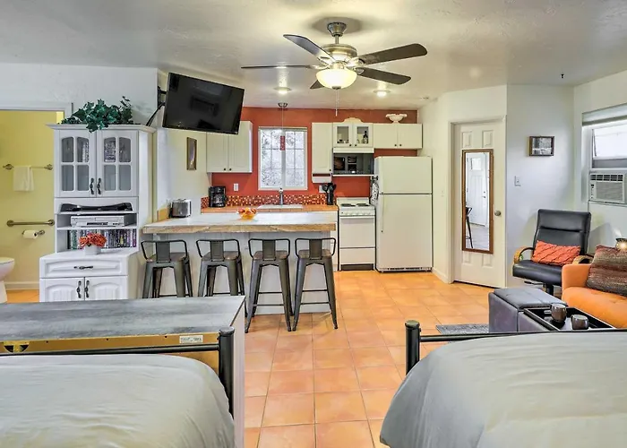 Hike & Stargaze! Serene Tonto Forest Apartment *