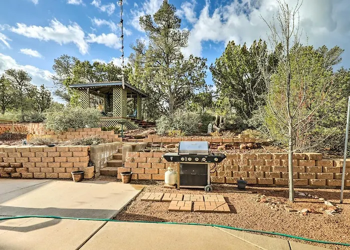 Hike & Stargaze! Serene Tonto Forest Apartment
